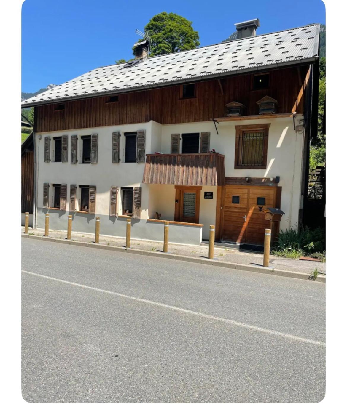 L Ours Apartment Entremont Exterior photo